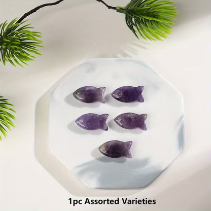 Healing Crystal Semi-Precious Stone Fish Shape Pendant Necklace 1PCS