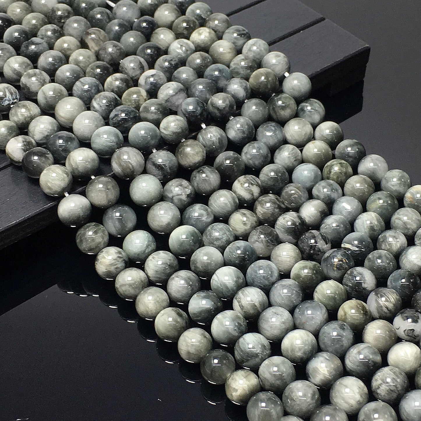 Higher Quality Eagles Eye Round Beads