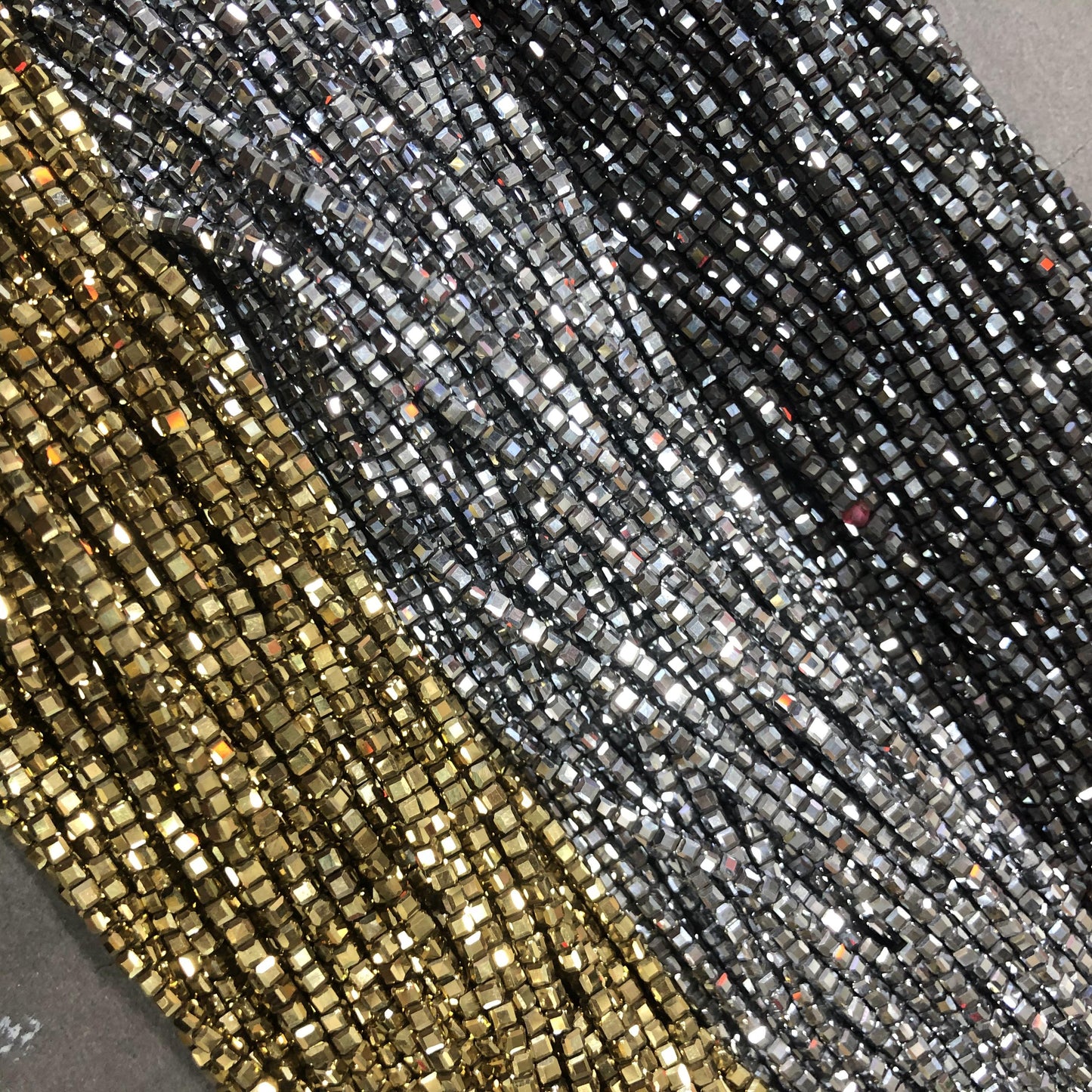 2.5mm Cube Shape Hematite Beads