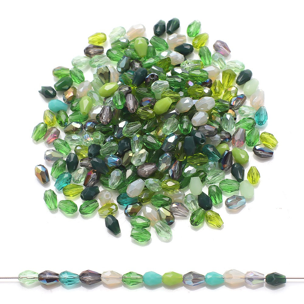 200pcs Medium Hole Teardrop-Shaped Glass Beads