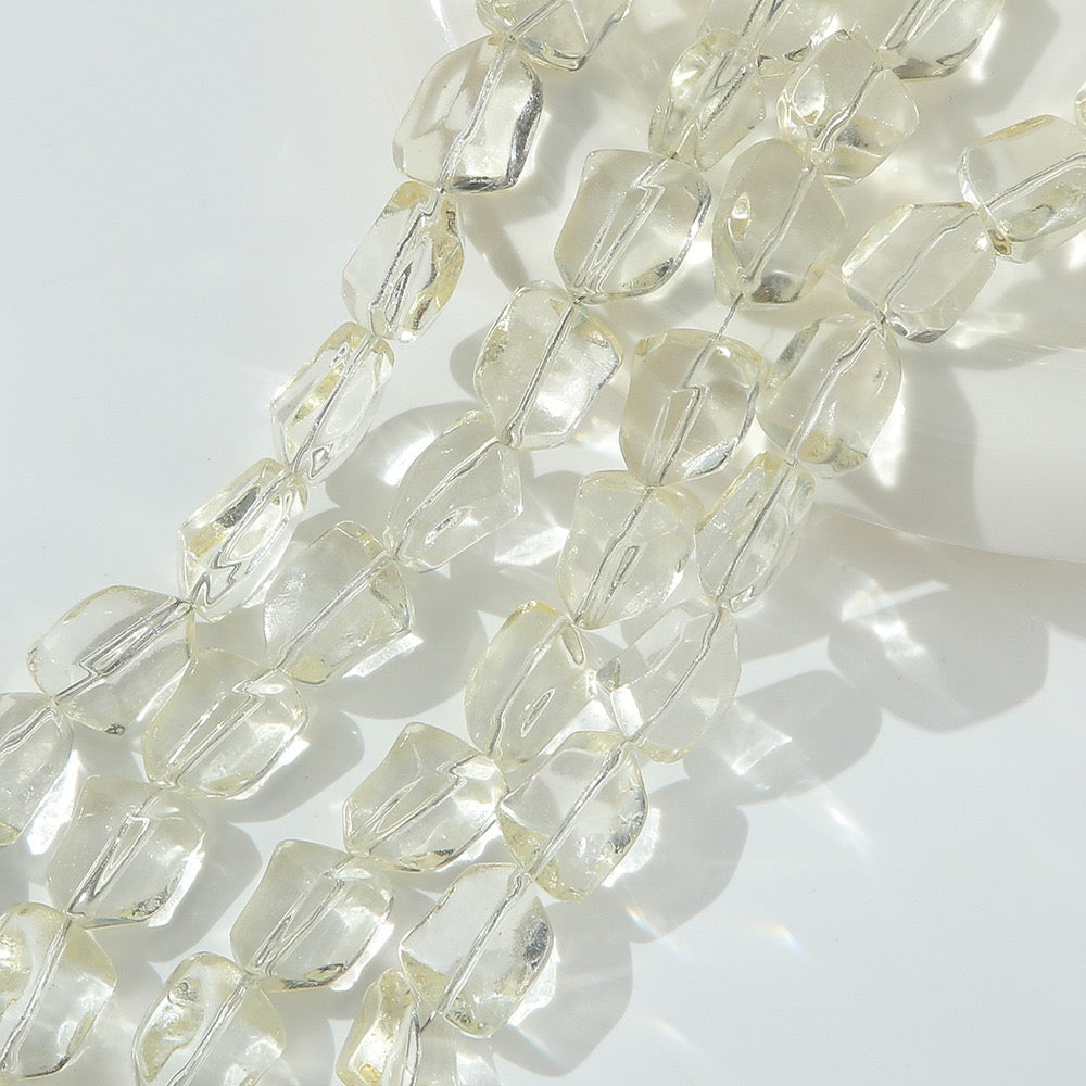 50pcs Clear Translucent Glass Irregular Beads