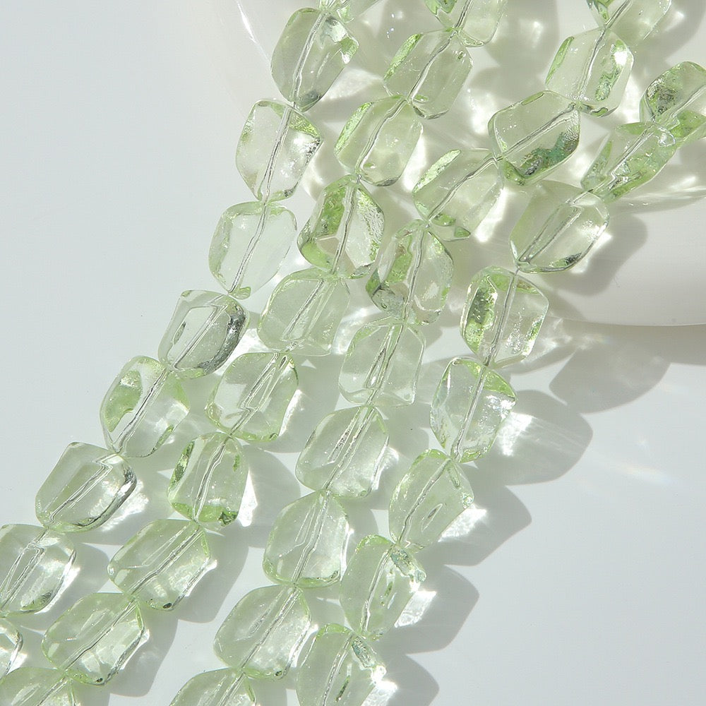 50pcs Clear Translucent Glass Irregular Beads