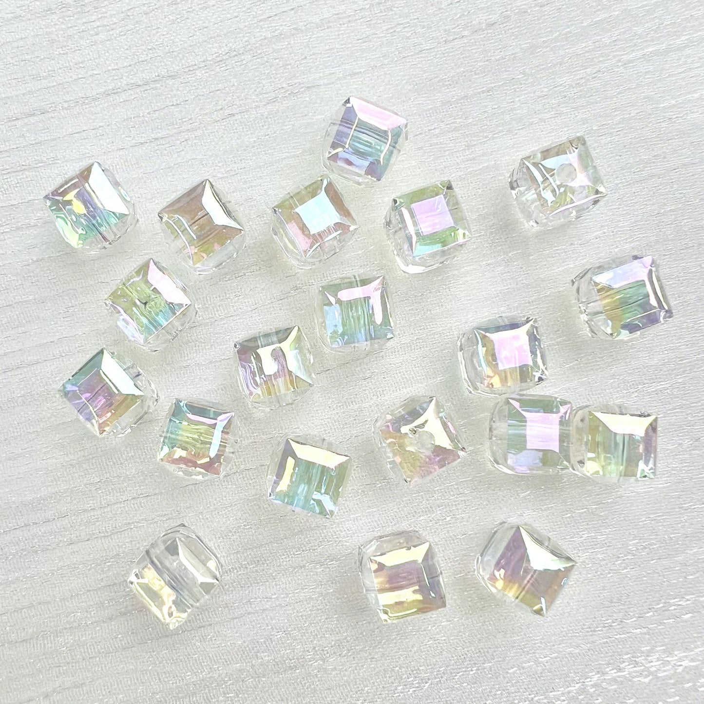60pcs Transparent Acrylic Cube Beads