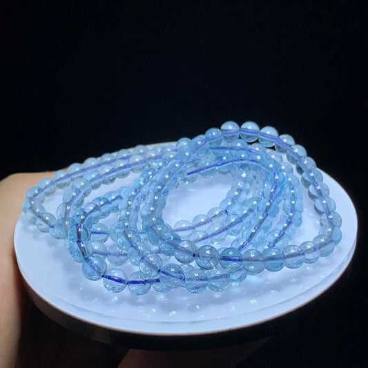 Small blue topaz crystal bracelet