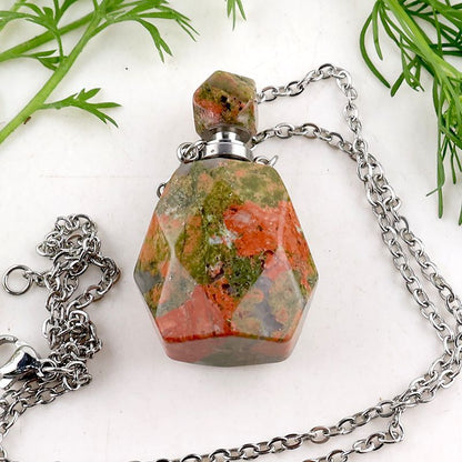 Healing Crystal Freefrom Shape Perfume Pendant Necklace
